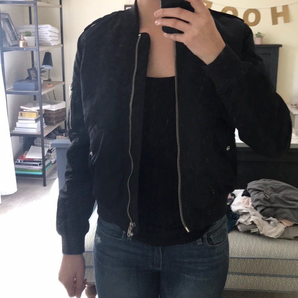 Aritzia bomber jacket